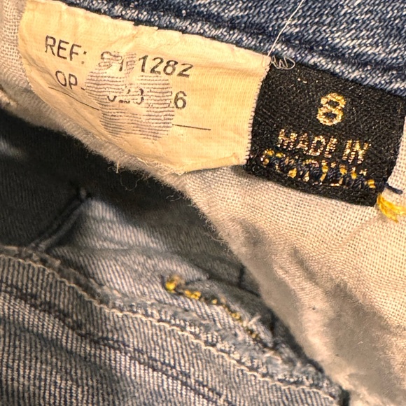 STUDIO F low rise shorts size 8 small - Picture 6 of 6